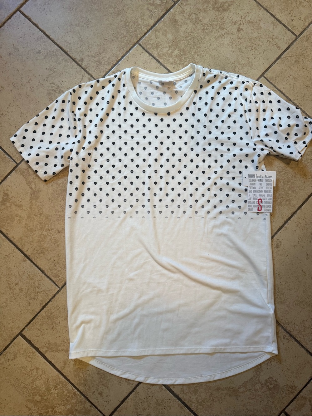 LuLaRoe Hudson tee